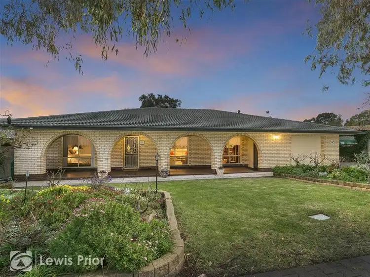 11 Cawthorne Avenue, Pasadena SA 5042
