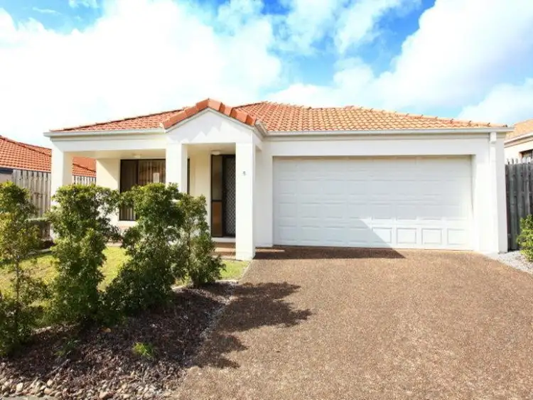 5/8A Clydesdale, Upper Coomera QLD 4209