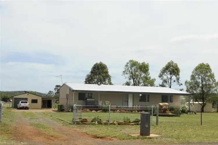 6-8 Carlyon Avenue, Gunnedah NSW 2380