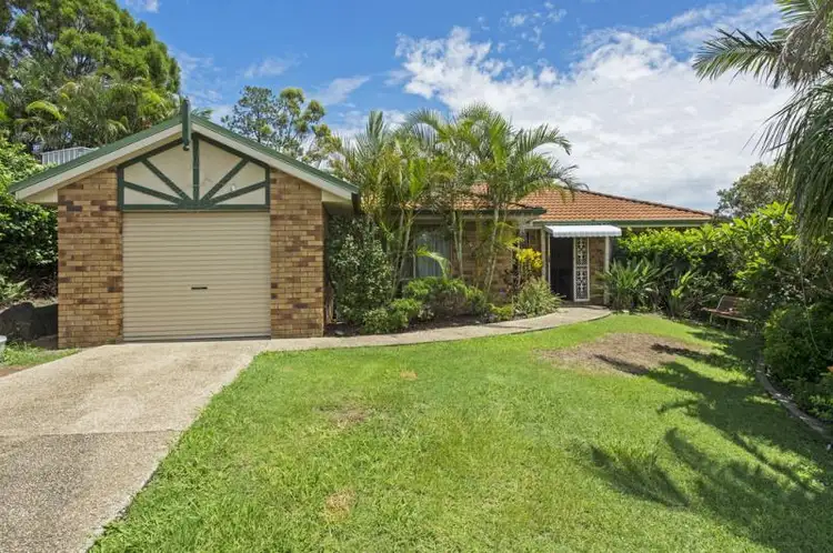 233 Universal Street, Oxenford QLD 4210