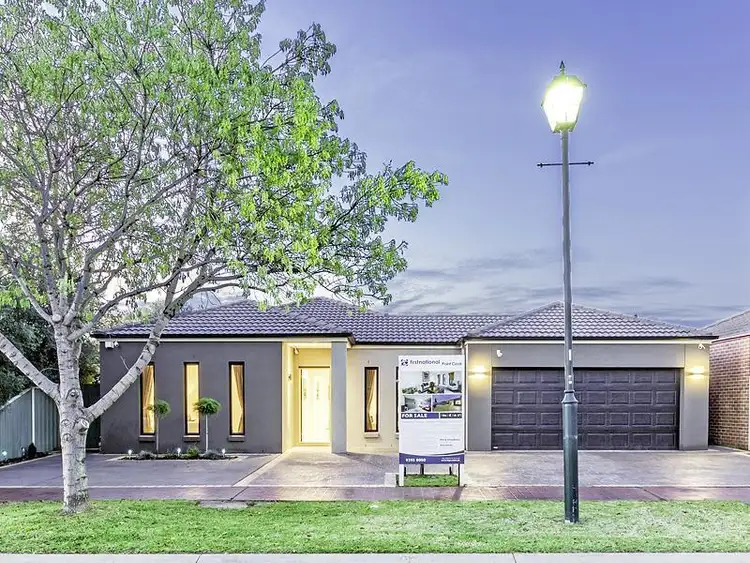 72 Dalkeith Drive, Point Cook VIC 3030