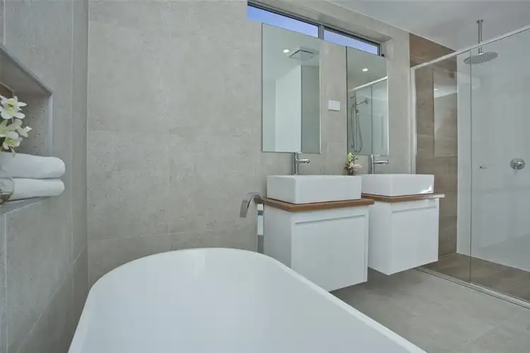 Sixth view of Homely house listing, 111 Lindsay Street, Hamilton NSW 2303