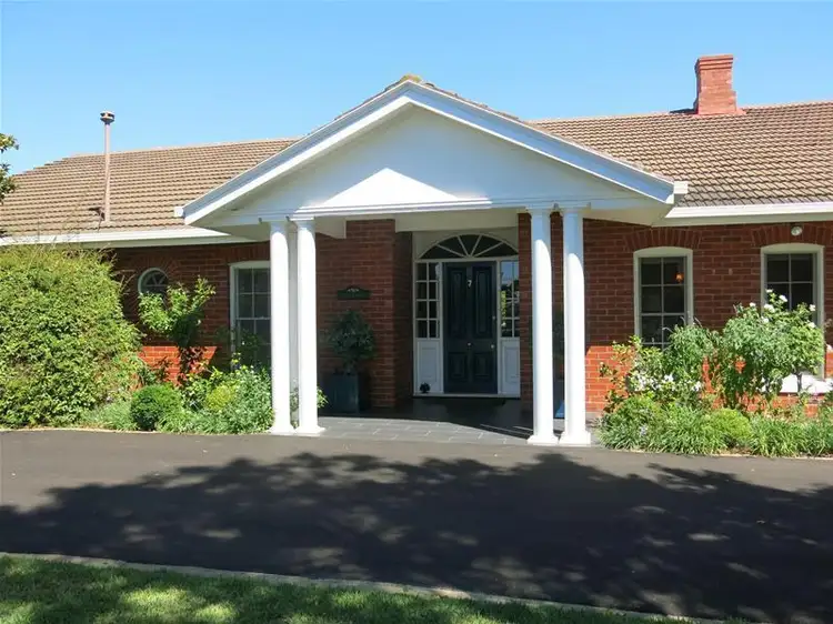 Main view of Homely house listing, 7 Lakeside Drive, Wagga Wagga NSW 2650