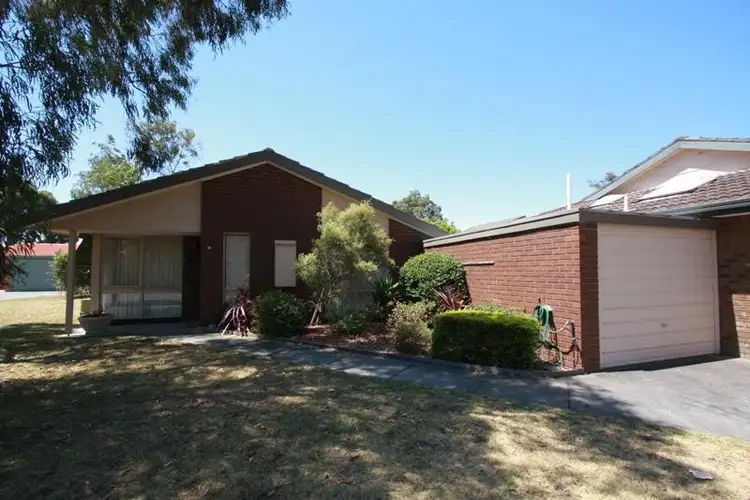 2 Pace Crescent, Chelsea VIC 3196