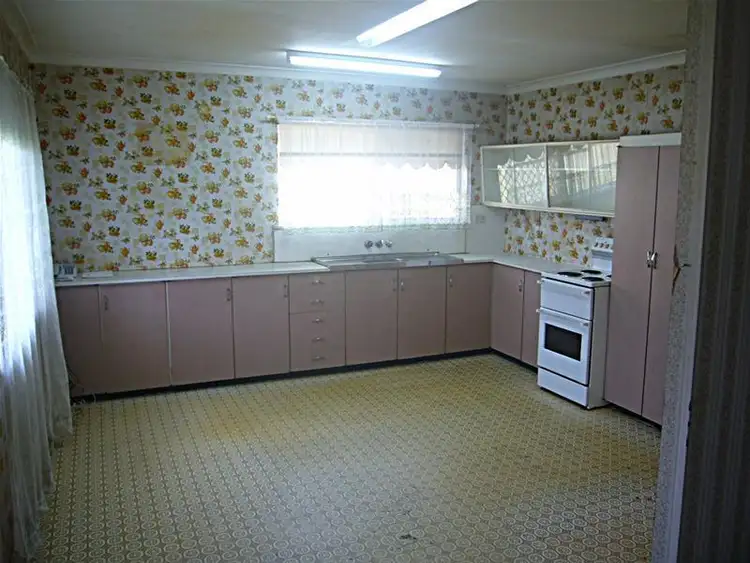 Second view of Homely house listing, 18 Kenmar Street, Wynnum West QLD 4178