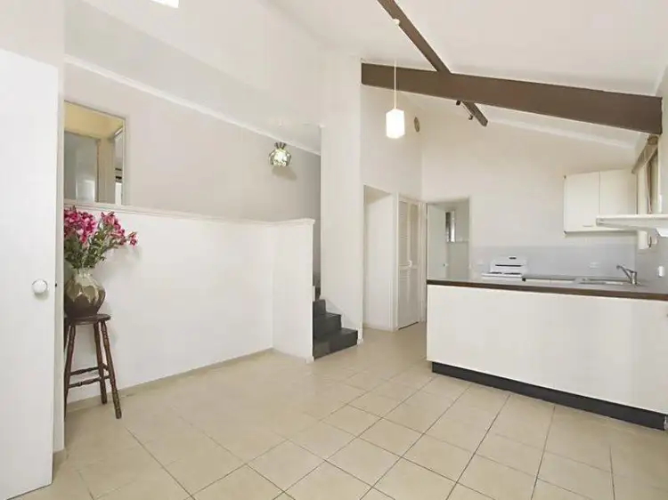 26 Clarinda Avenue, Springwood QLD 4127