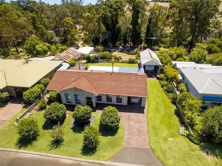 16 Carey Street, Donnybrook WA 6239