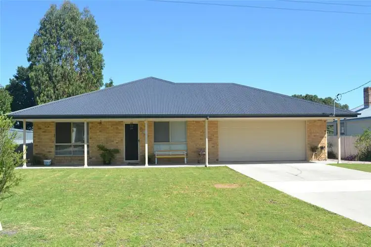 26 Bennett Street, Inverell NSW 2360