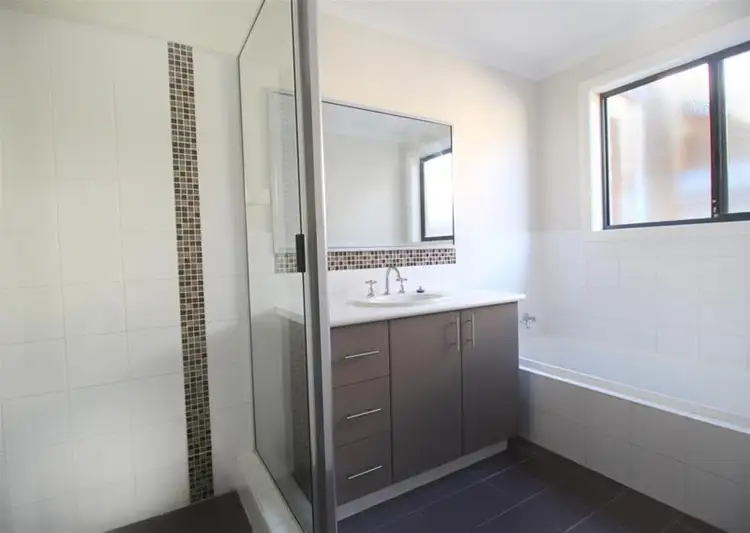 Sixth view of Homely unit listing, 8a Bracklemann Drive, Boulder WA 6432