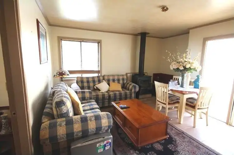 Second view of Homely house listing, 3 Kelly Place, Oberon NSW 2787