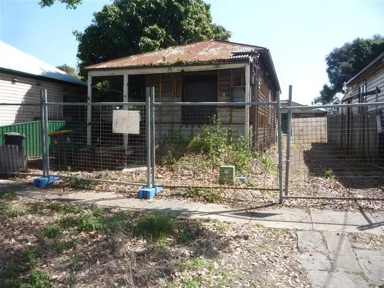 18 Henson Avenue, Mayfield East NSW 2304