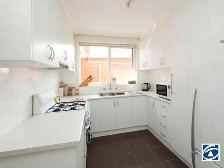 Second view of Homely apartment listing, 3/5 Greville Street, Huntingdale VIC 3166