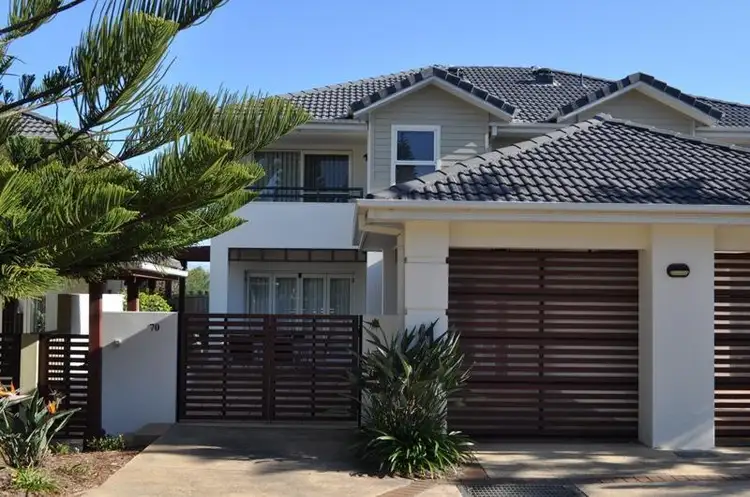 Villa 70/20 Pacific Parade, Yamba NSW 2464