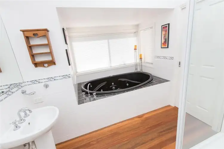 Fifth view of Homely house listing, 30 Ularara Drive, Mildura VIC 3500