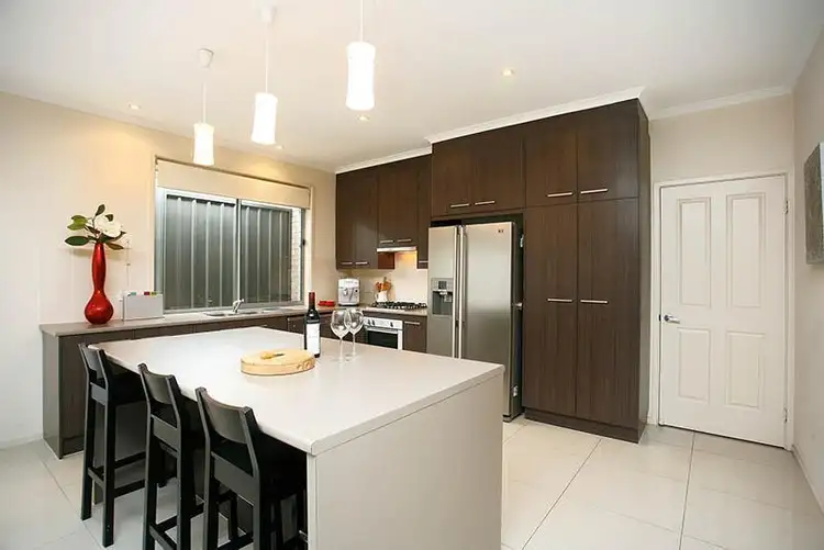12 McKinlay Street, Mount Compass SA 5210