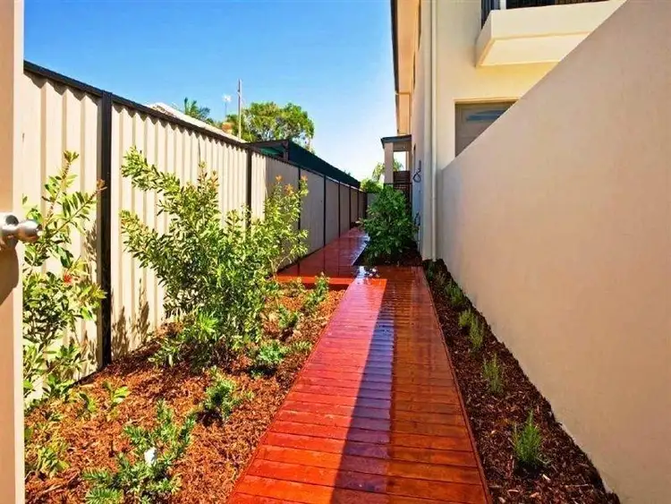 Seventh view of Homely house listing, 1/21 Donald Avenue, Paradise Point QLD 4216