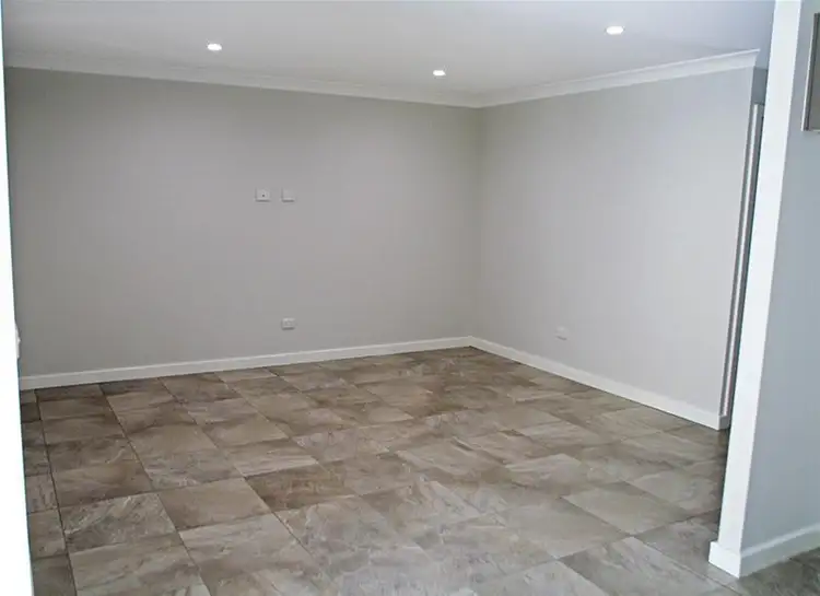 Sixth view of Homely unit listing, 2/61 Clayton Crescent, Rutherford NSW 2320