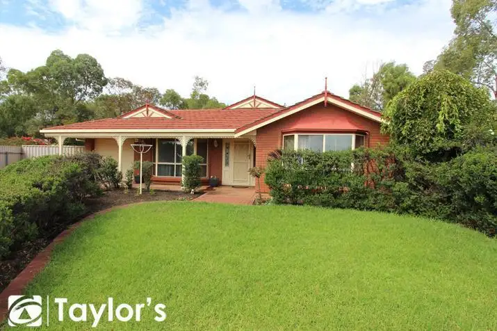 34 Hilditch Drive, Green Fields SA 5107