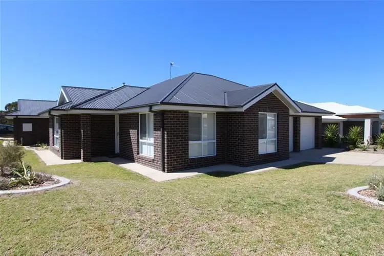 76 Messenger Avenue, Boorooma NSW 2650