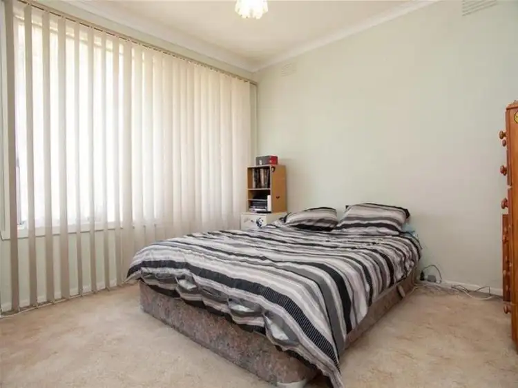 Fifth view of Homely house listing, 2 Darwin Street, Sunbury VIC 3429