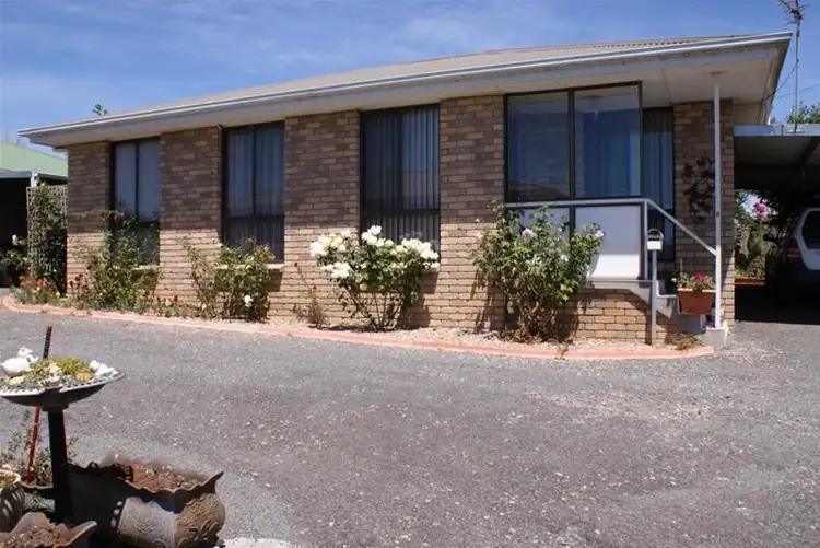 6/13 East Westbury Place, Deloraine TAS 7304