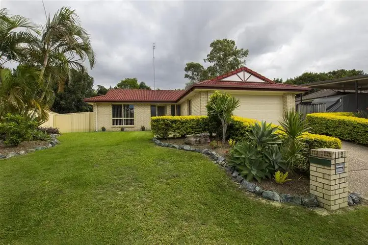12 Kolonia Street, Pacific Pines QLD 4211