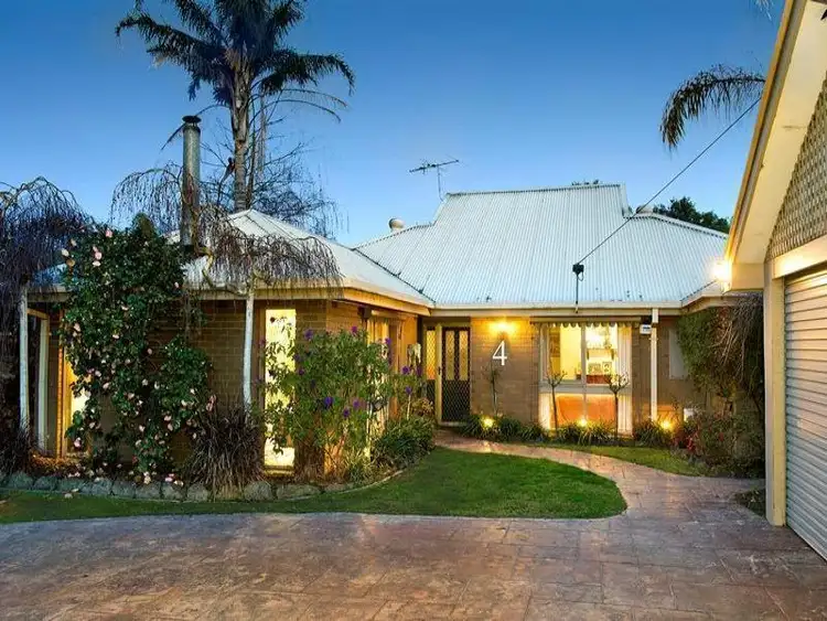 4 McCure Court, Ringwood East VIC 3135