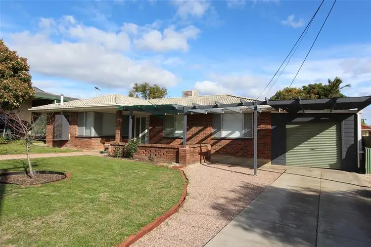 17 Abelia Avenue, Para Vista SA 5093
