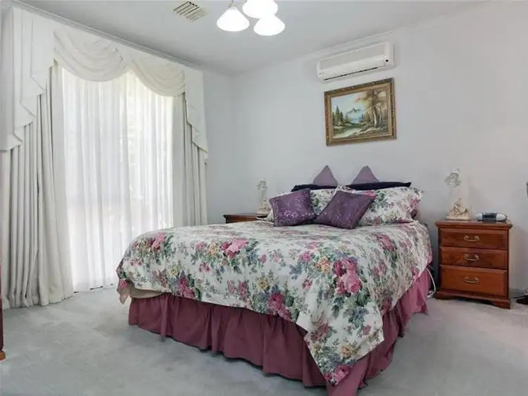 Fifth view of Homely house listing, 8 Spyglass Court, Sunbury VIC 3429