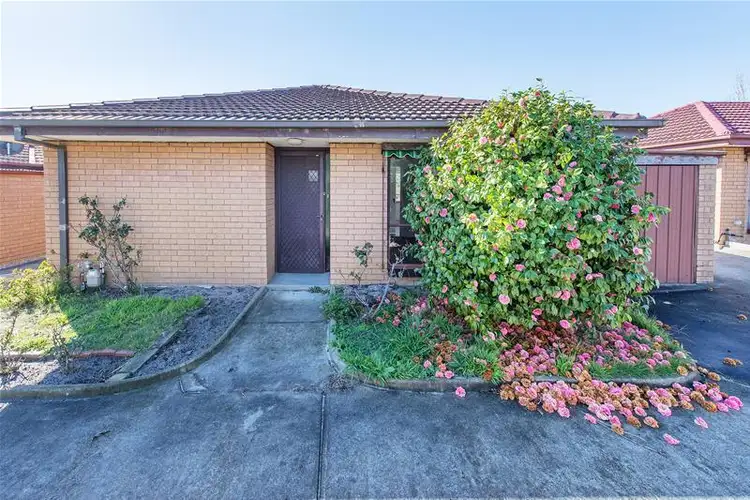 2/14 Embankment Grove, Chelsea VIC 3196