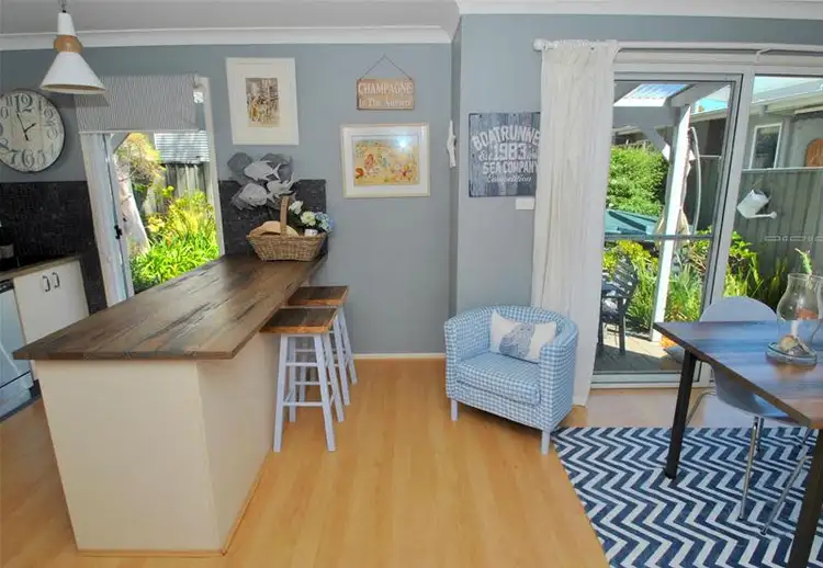 13 Caffery Circuit, Callala Beach NSW 2540