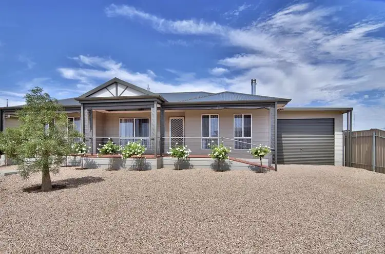 7 Reynolds Street, Moonta Bay SA 5558