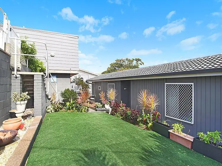Sixth view of Homely house listing, 8 Yule Lane, Merewether NSW 2291
