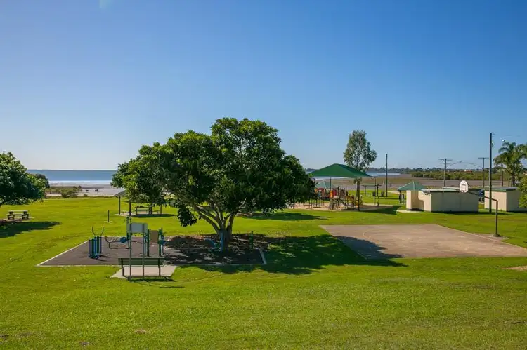 Fifth view of Homely house listing, 258 Queens Esplanade, Thorneside QLD 4158
