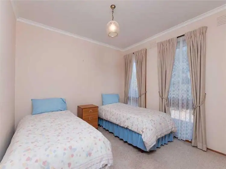 Fifth view of Homely house listing, 253 Elizabeth Drive, Sunbury VIC 3429