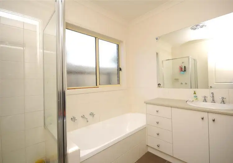 Seventh view of Homely unit listing, 1/16 Bisinella Court, Leopold VIC 3224