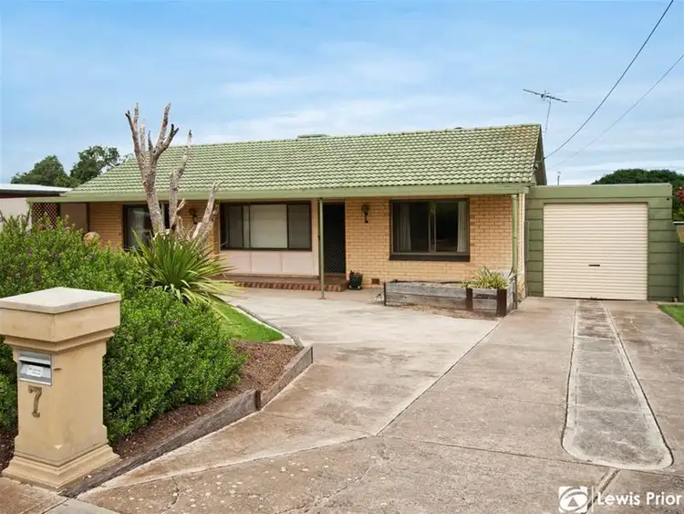 7 Borraga Street, O'sullivan Beach SA 5166