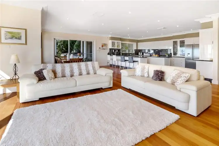 Fifth view of Homely house listing, 10 Graylind Close, Collaroy NSW 2097
