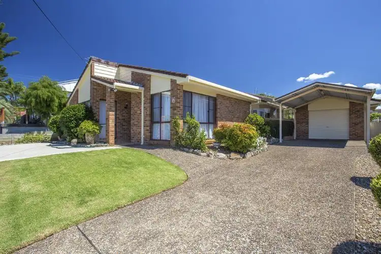 16 Batehaven Road, Batehaven NSW 2536