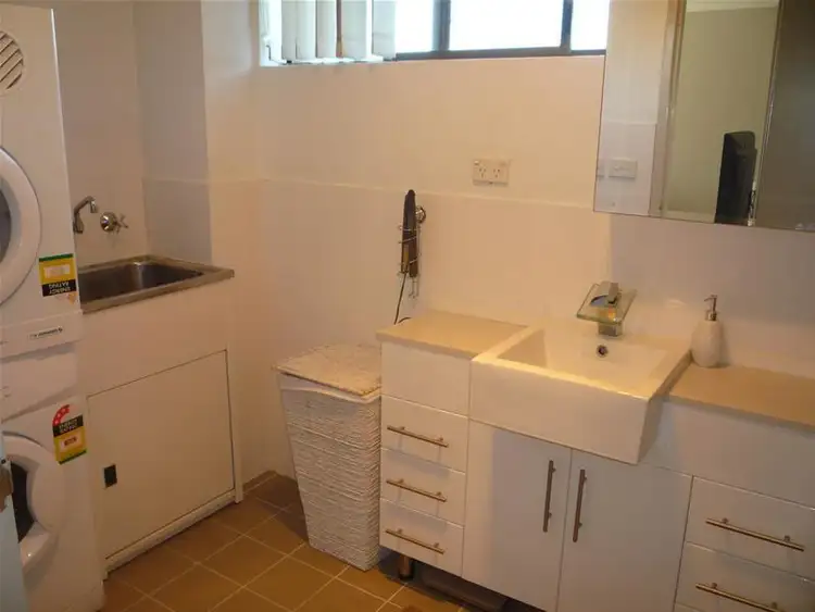 Seventh view of Homely unit listing, 8/30 Berner Street, Merewether NSW 2291