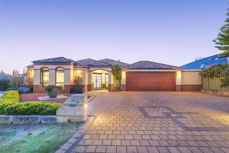 16 Regency Ramble, Wattle Grove WA 6107