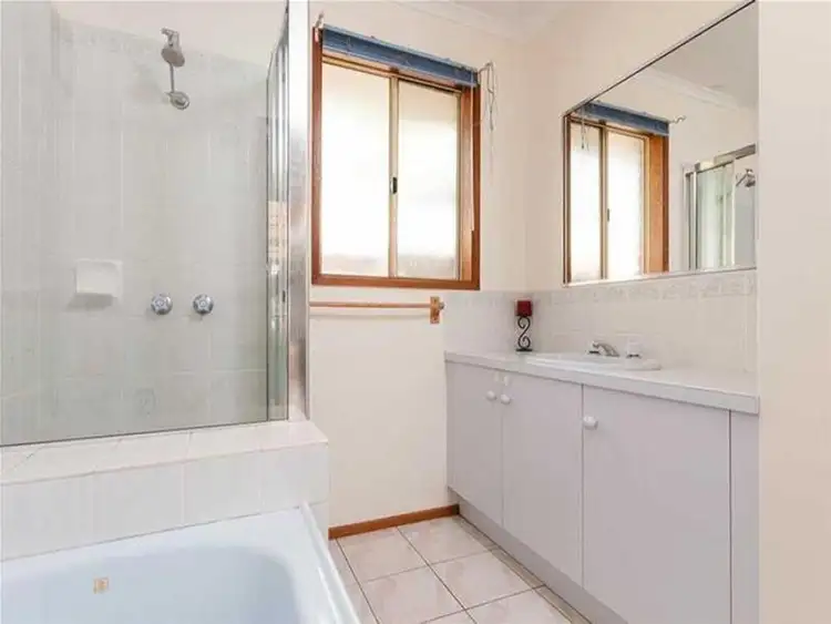 Sixth view of Homely house listing, 6 Westward Ho Drive, Sunbury VIC 3429
