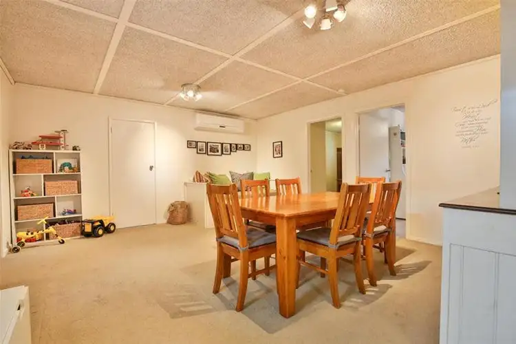 Fifth view of Homely house listing, 7 Bowen Crescent, Mildura VIC 3500
