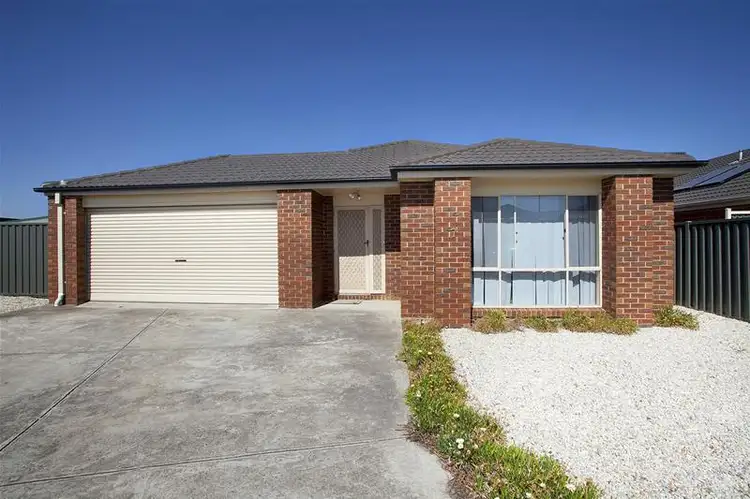 7 Billabong Court, Burnside VIC 3023