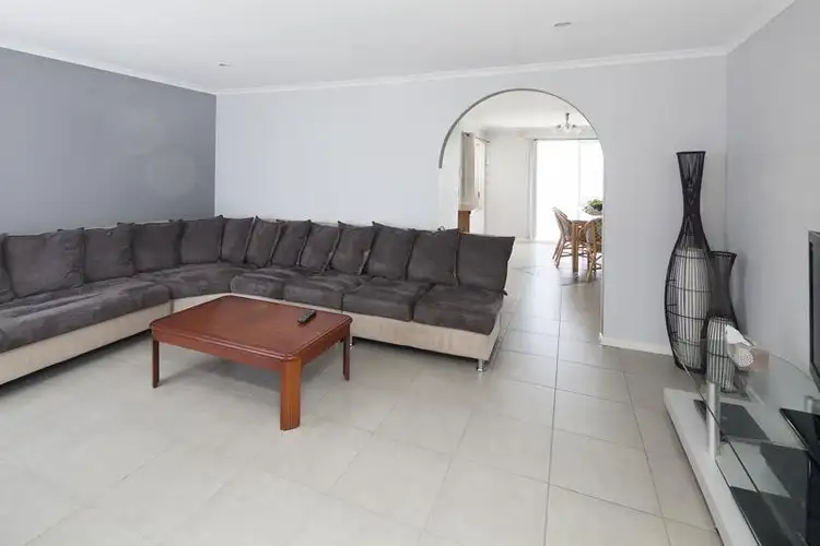 Fifth view of Homely house listing, 6 Hoop Pine Court, Cranbourne North VIC 3977