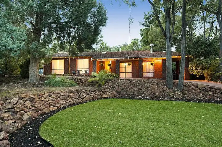 7 Parkin Road, Roleystone WA 6111