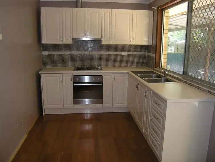 Second view of Homely house listing, 4 Tamalyn Court, Woodridge QLD 4114