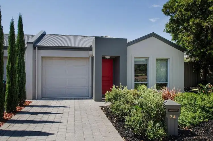 7A Hillview Crescent, South Brighton SA 5048