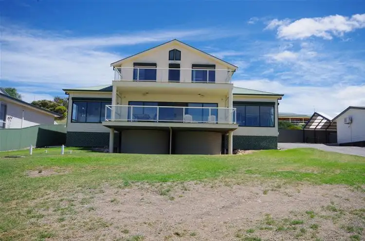 13 Bay Crescent, Point Turton SA 5575