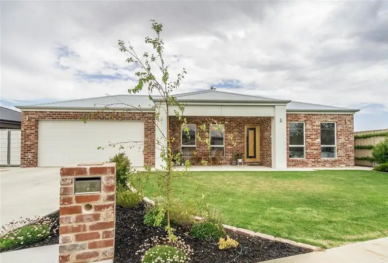 Main view of Homely house listing, 5 Hanswood Way, Mildura VIC 3500